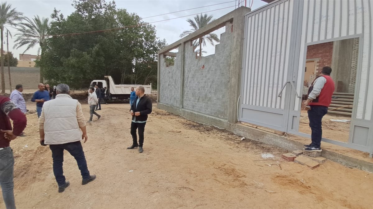 حملات إزالة بمركز أبو النمرس بجنوب الجيزة بمتابعة المهندس رمضان عمارة رئيس المدينة&nbsp;
