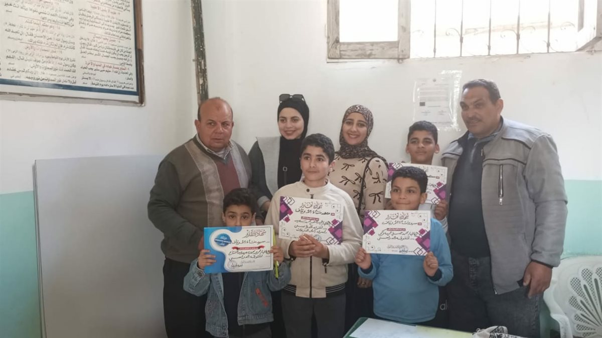 معهد منشأة الأوقاف الأزهري يكرّم أوائل الطلاب وحفظة القرآن بكفر الدوار