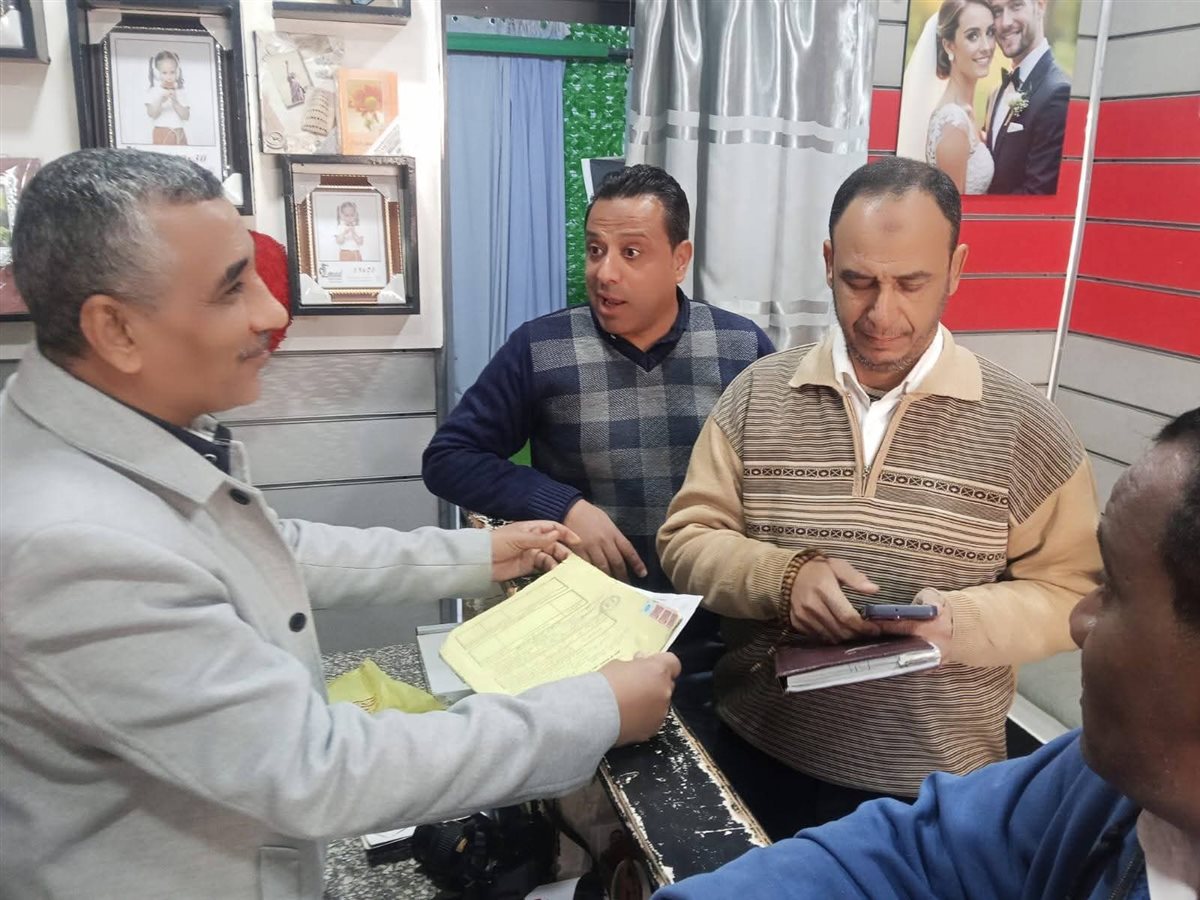 <strong>محافظة المنيا وجهود مكثفة لتقنين أوضاع المحال العامة</strong>
