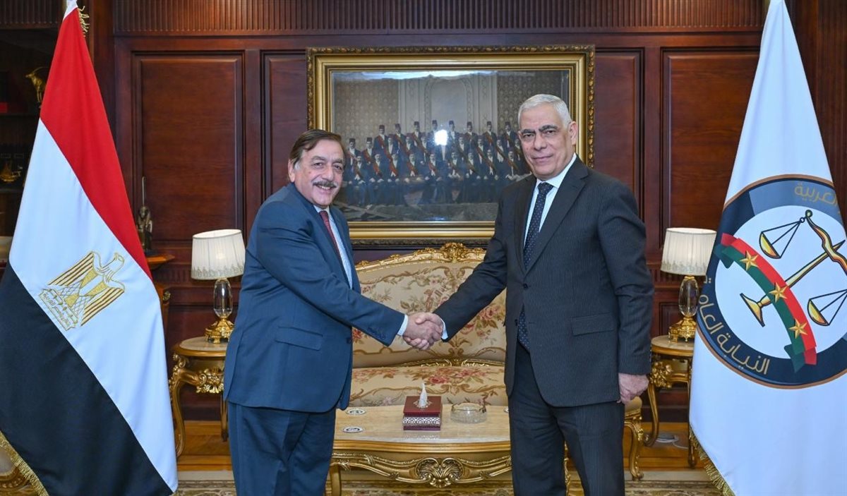 لقاء رسمي بين النائب العام ورئيس محكمة استئناف أسيوط لتعزيز العدالة