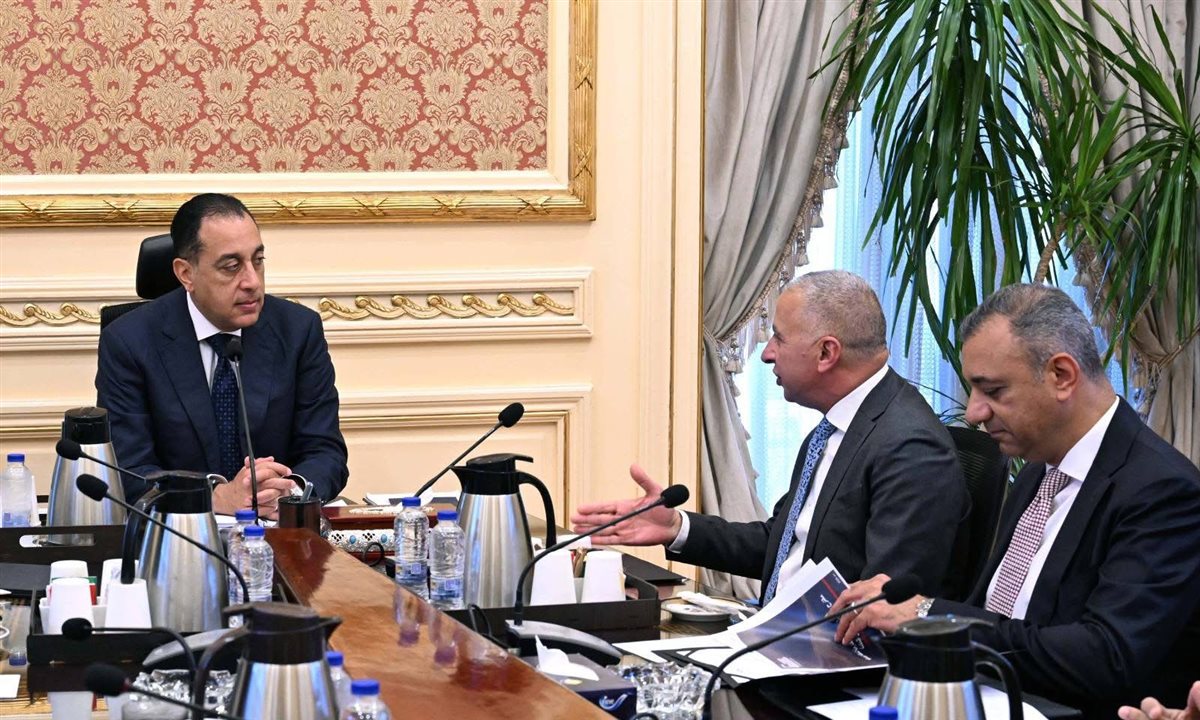 «السويدي إلكتريك» تبحث زيادة استثماراتها في مصر خلال لقاء مدبولي