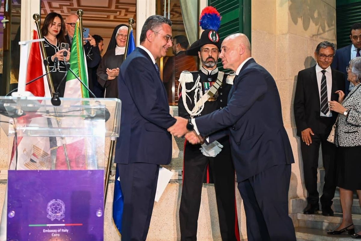 <strong>العلاقات المصرية الإيطالية في رسالة جديدة من وزير التموين</strong>