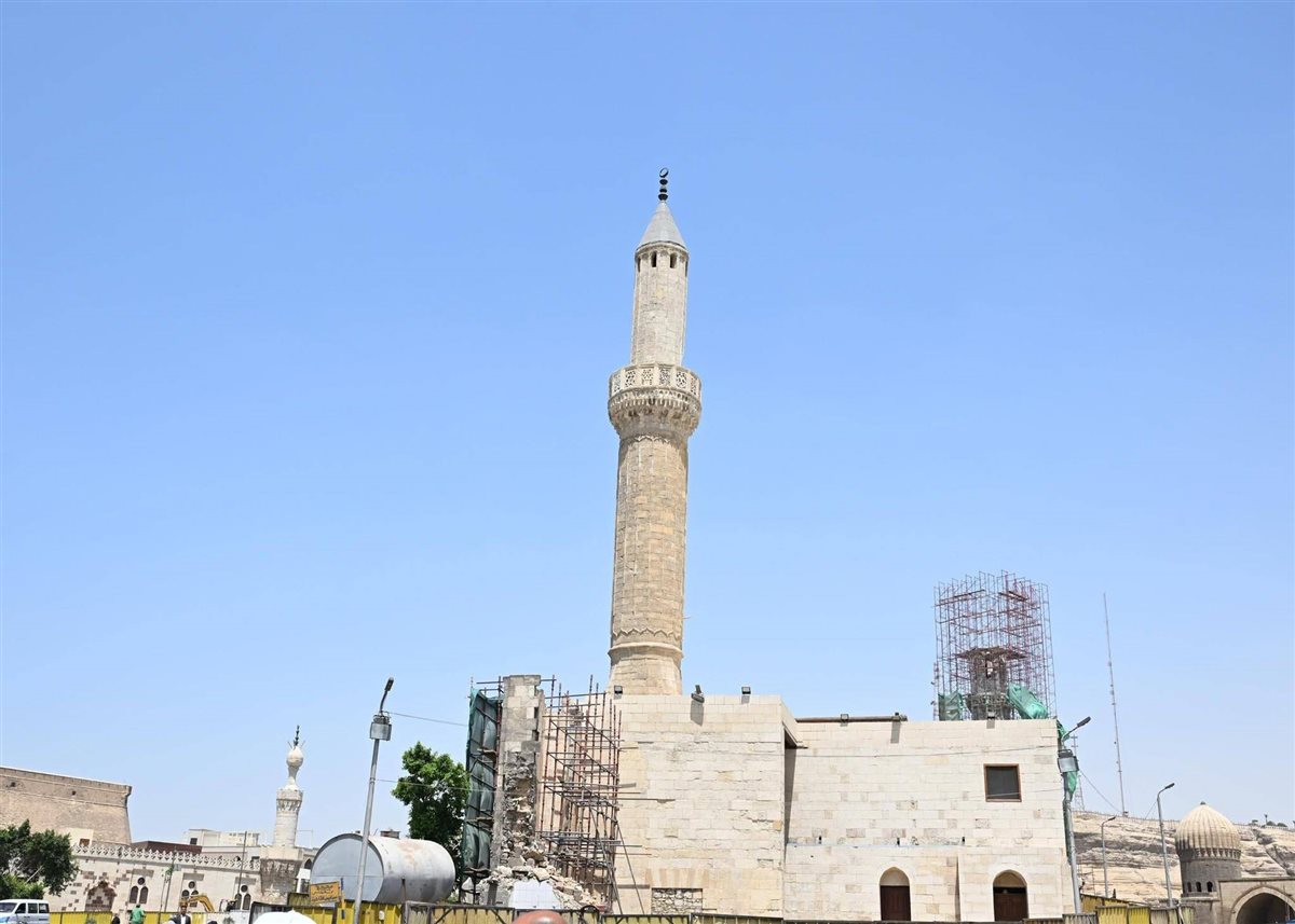 رئيس الوزراء ووزير الأوقاف: مسجد المسبح يزيد عمره على 500 عام