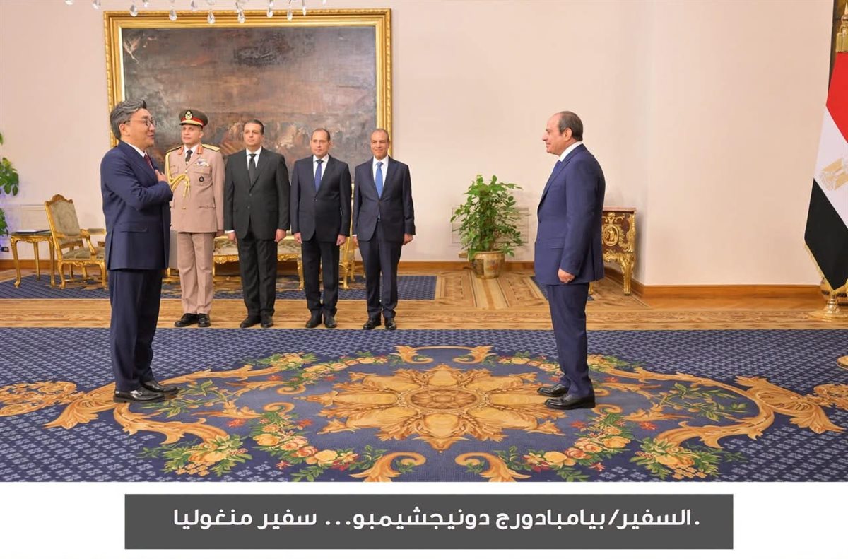 السفير / بيامبادورج سفير منغوليا