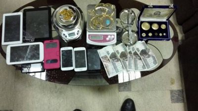القبض على تشكيل عصابى من السيدات تخصصن فى السرقة والنشل بأسيوط