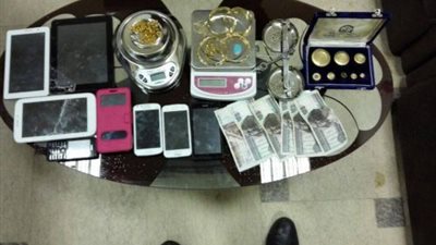 القبض على عصابة نسائية تخصص سرقة ونشل بأسيوط