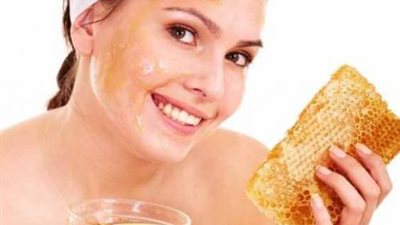 3 أقنعة من العسل لجميع أنواع البشرة