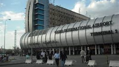 جمارك القاهرة تضبط صيدلي حاول تهريب كمية من الأدوية بنصف مليون جنيه