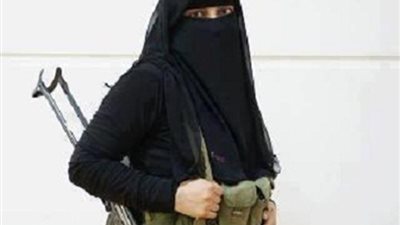 فرنسا تعتقل فتيات ينتمين لتنظيم «داعش»
