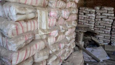 ضبط 3000 كيلو سكر مجهول المصدر في حملة تموينية بالمنيا
