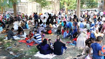 «الأقباط والمسلمين» يحتفلون بثاني أيام العيد في حديقة الحيوان 