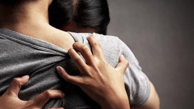 «الآداب» تضبط متزوجة في وضع مخل بالشرقية