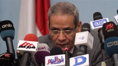 وزير التعليم يقوم بزيارة مفاجئة لمدرسة كلية النصر المعادي في أول يوم دراسي