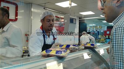 بالفيديو والصور.. حملة للرقابة الإدارية على المجمعات الاستهلاكية بأسوان