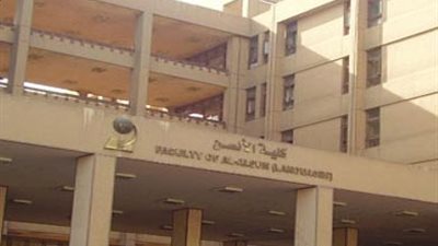 جامعة عين شمس تحتفل بخريجي كلية الألسن وتكرم أعضاء هيئة التدريس