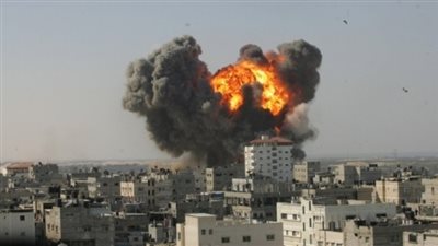 مقاتلات روسية تقصف حلب مع تصاعد القتال داخل المدينة