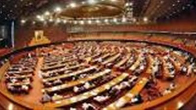 باكستان تقر قانونا لمكافحة «جرائم الشرف»