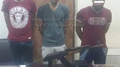 القبض على تشكيل عصابي تخصص في سرقة السيارات بالشروق