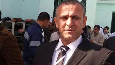 برلماني يتهم وزير التموين السابق بالتسبب في أزمة السكر