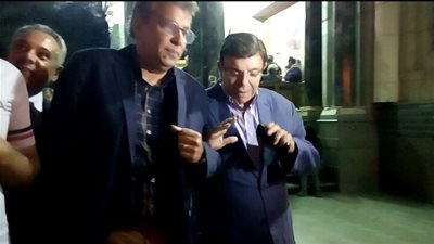 بالصور.. حضور الفنان سمير صبري عزاء فاروق شوشة