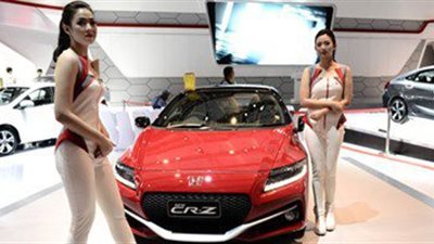 عدد زوار معرض السيارات العالمي في باريس يتعدى المليون زائر