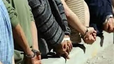 ضبط عاطلين لسرقتهم المواطنين في إمبابة 