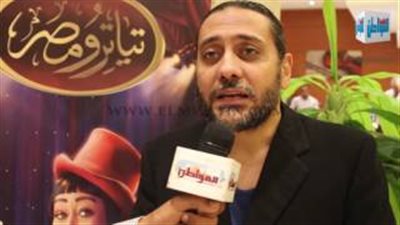 بالفيديو.. مؤلف 