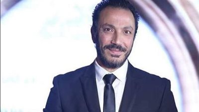 طارق لطفي يروج لتكريم الأهرام على 