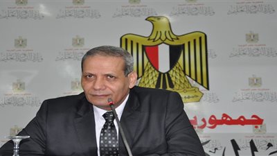 إحالة واقعة تعدي معلم على طالب مدرسة المطرية للتحقيق