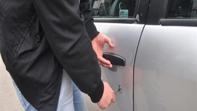 ضبط تشكيل عصابي بالقليوبية تخصص في سرقة السيارات بالإكراه