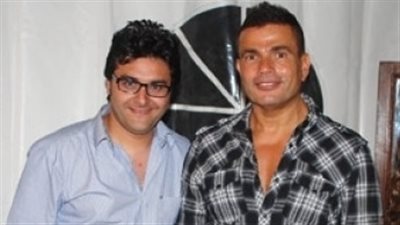 وليد منصور ينفي ما تردد عن حفل 