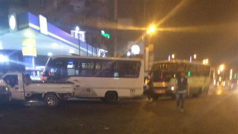 محطات الوقود تمتلئ