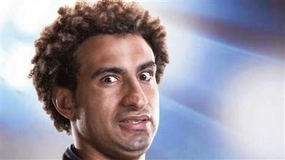 بالفيديو.. علي ربيع يقدم قصيدة 