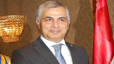 مستشارة رئيس الجمهورية تستقبل سفير طاجكستان بالقاهرة