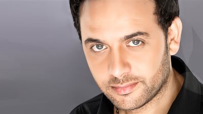 بالصورة.. مصطفى قمر في آخر مشهد من 