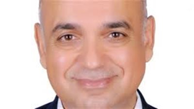 بالفيديو.. عميد تجارة عين شمس يطالب بعودة السياحة التعليمية والعلاجية