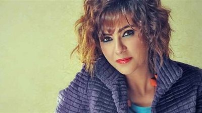 بالصور.. الفنانة نورهان تتعرض لحادث سير