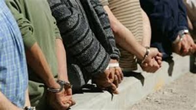 القبض على هارب من 108 حكما بالسجن مختبئًا بالطالبية