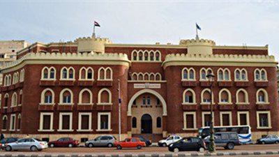 مركز الحرية ينظم عرضًا مسرحيًا في احتفالات جامعة الإسكندرية بالعيد الماسي