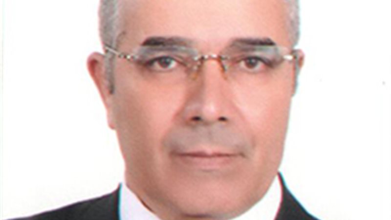  الدكتور جمال إسماعيل،