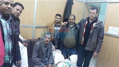 بالصور.. مباحث الآداب تضبط مشروبات كحولية بحوزة شقي خطر بالشرقية