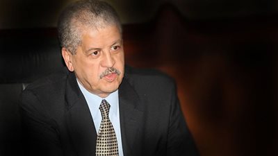 رئيس وزراء الجزائر يستقبل المبعوث الخاص للرئيس الأوغندي