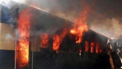 اندلاع النيران فى قطار ركاب فى محطة مصر