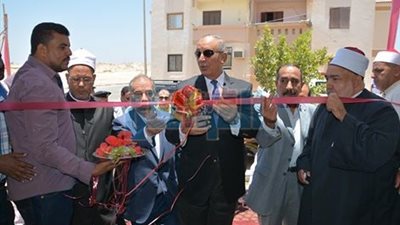 بالصور.. محافظ البحر الأحمر يفتتح مسجد سهيل بن عمرو بالغردقة