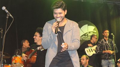 بالصور.. محمد شاهين على مسرح الساقية في حفل 