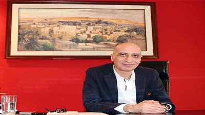 اليوم.. رئيس قطاع الفنون التشكيلية يفتتح معرض 