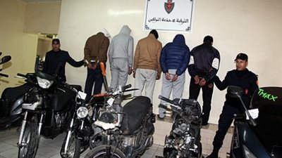 القبض على عصابة سرقة الدراجات النارية بأسلوب توصيل الأسلاك بالدقي