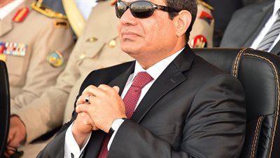 السيسي يعطي إشارة البدء لافتتاح كوبري النصر العائم