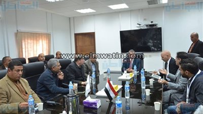 محافظ كفرالشيخ يتفقد محطة كهرباء 