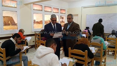 بالصور.. رئيس جامعة جنوب الوادي يتفقد كلية السياحة والفنادق بالأقصر